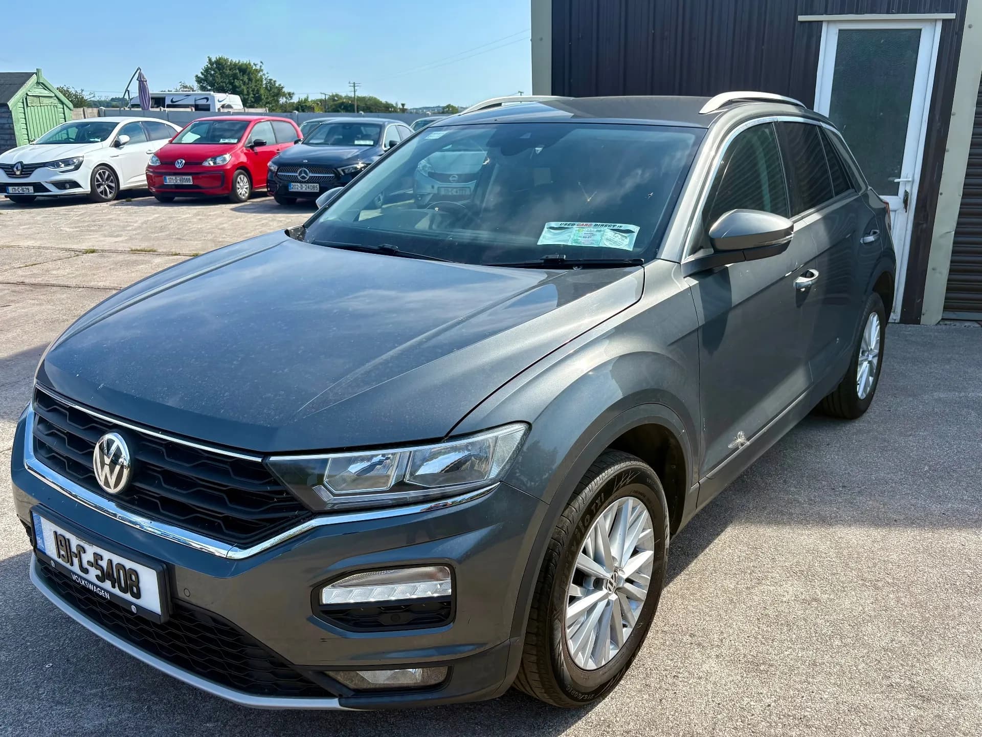 2019 VOLKSWAGEN T-ROC photo 1